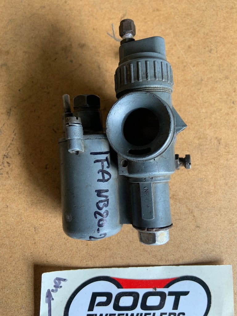Vlakschuif IFA Carburateur NB 20 - 2, Ophalen, Gebruikt