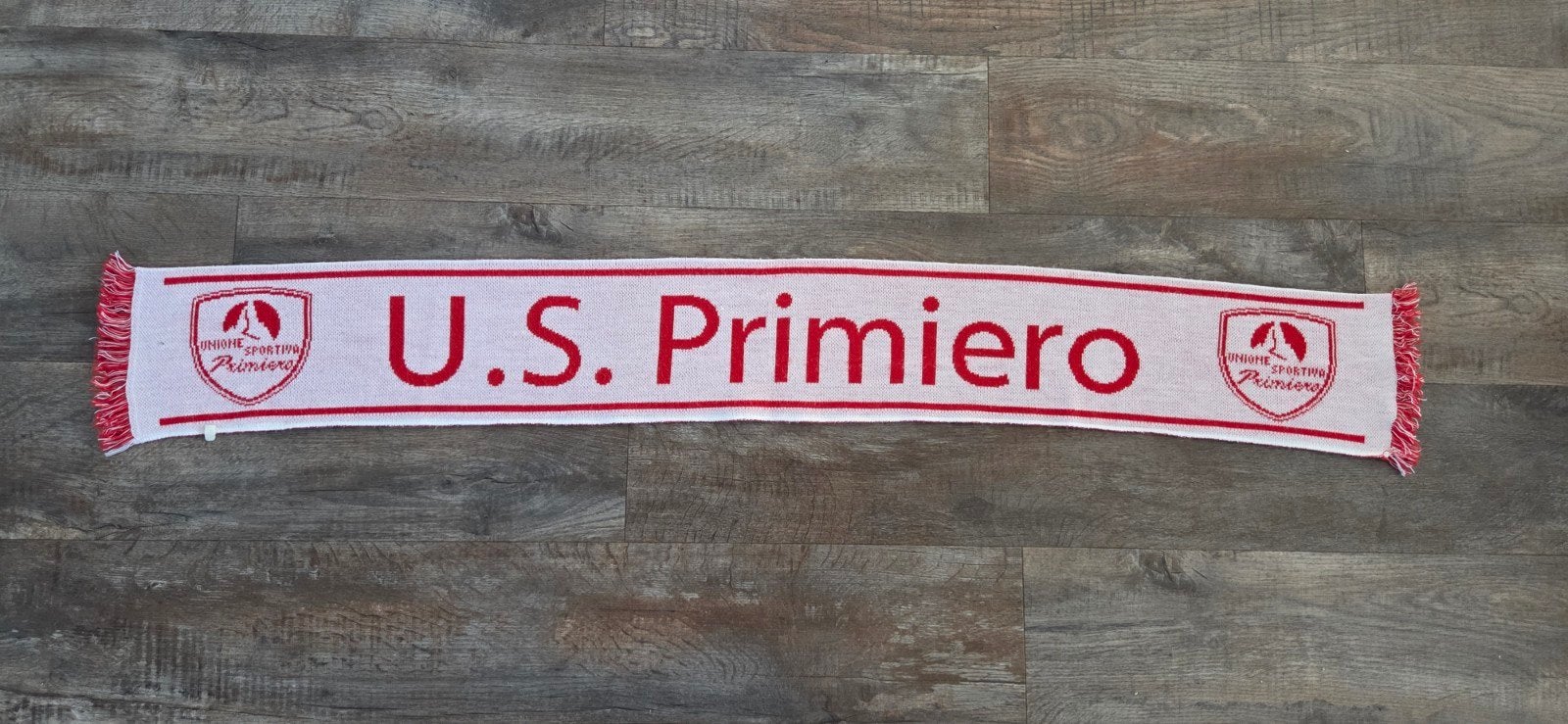 Sjaal US Primiero, Ophalen of Verzenden, Zo goed als nieuw, Buitenlandse clubs, Vaantje of Sjaal