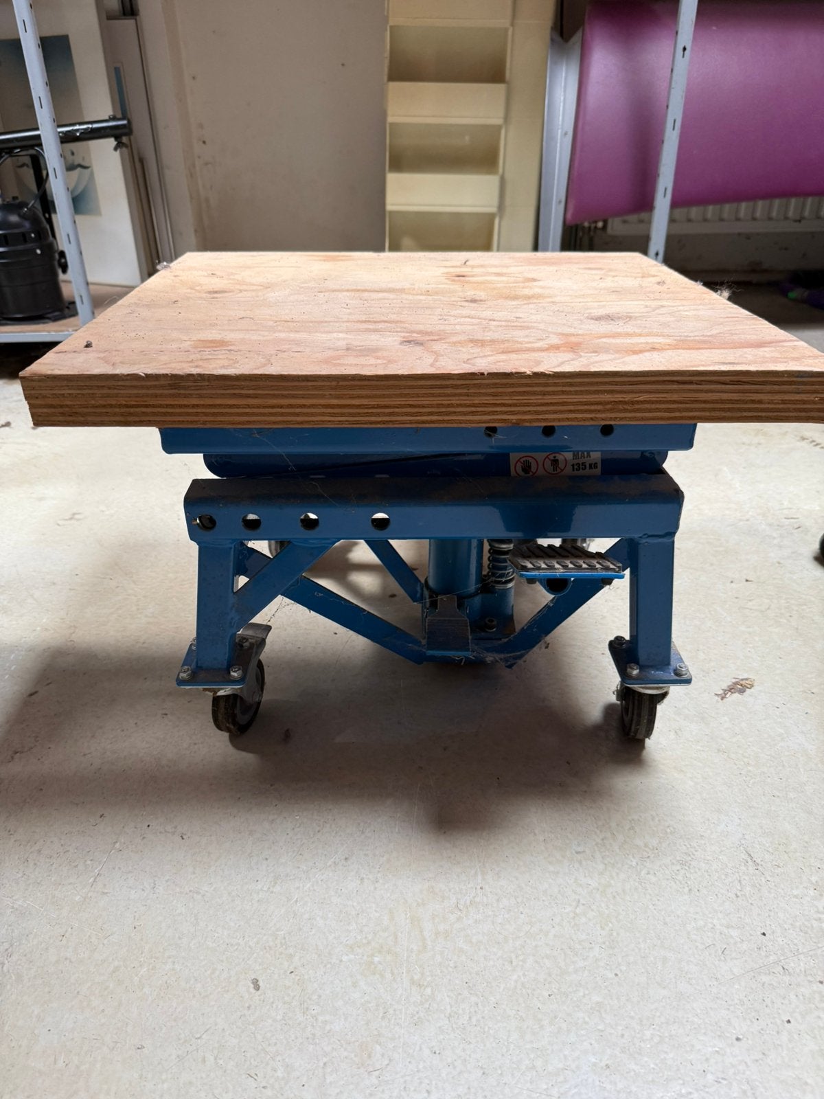 Schaarheftafel motorlift Mammuth 135 kg, Ophalen, Gebruikt