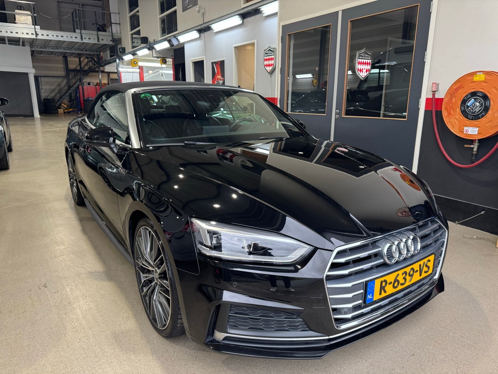 Audi A5 2.0 Tfsi Mhev 252pk S Tronic Zwart, Auto's, 4 cilinders, 4 stoelen, Zwart, 93 €/maand