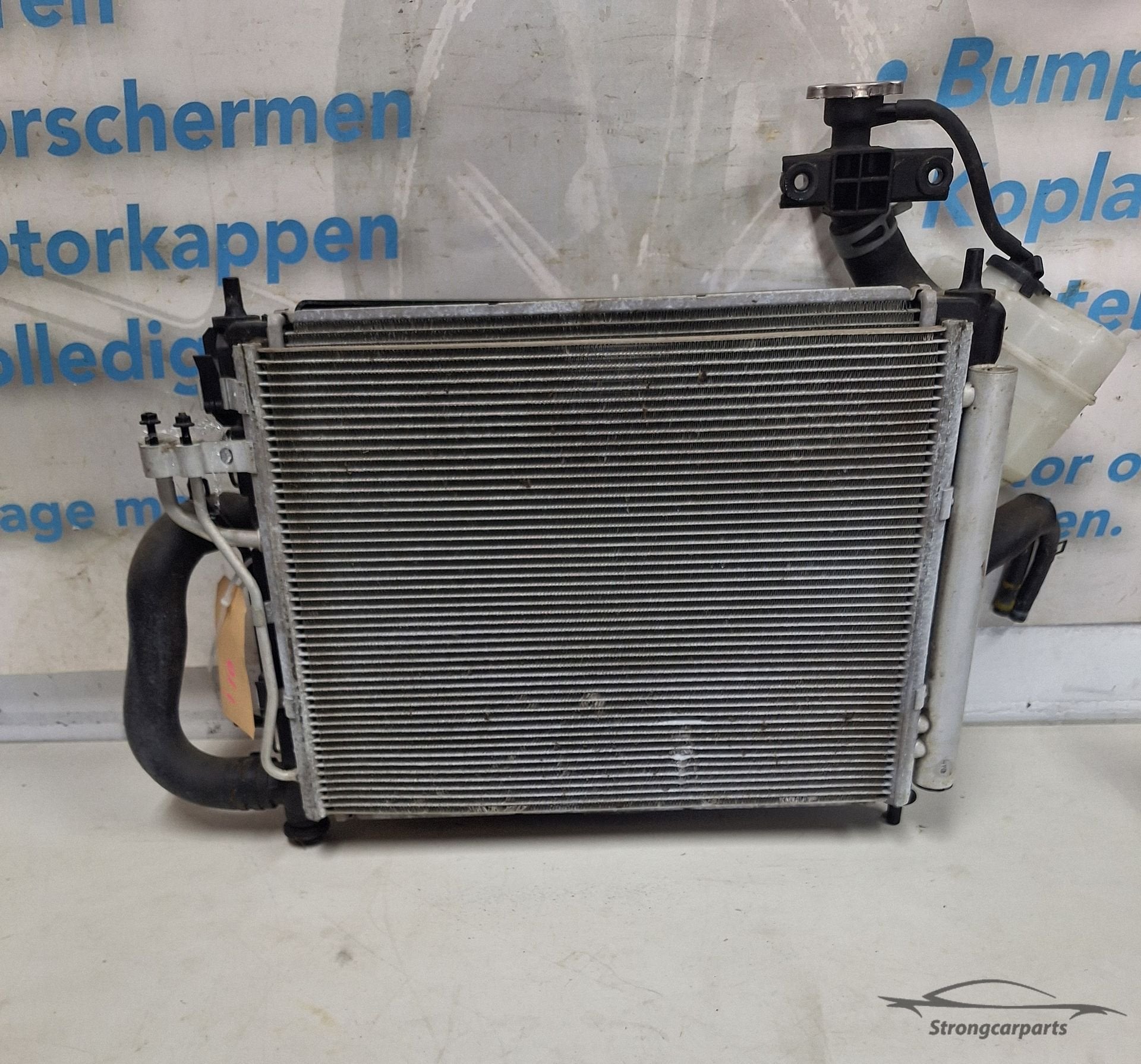 Koelerpakket Hyundai i10 B5 G3LA Radiator koelvin condensor, Auto-onderdelen, Gebruikt, -, -, Ophalen of Verzenden