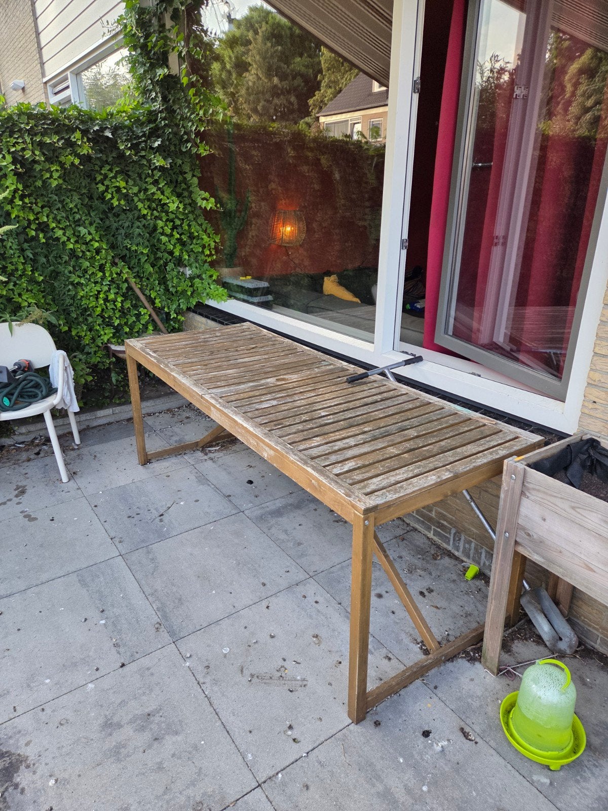 tuin tafel, Ophalen