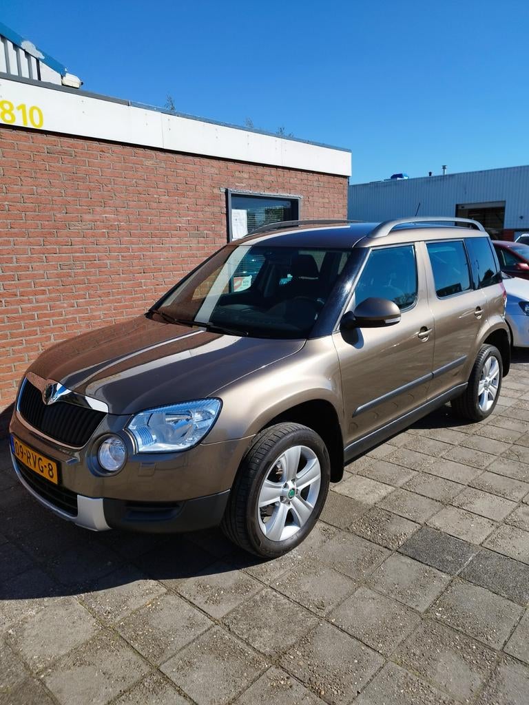 Skoda Yeti 1.2TSI VERKOCHT, Auto's, Voorwielaandrijving, Euro 5, Stof, Zwart