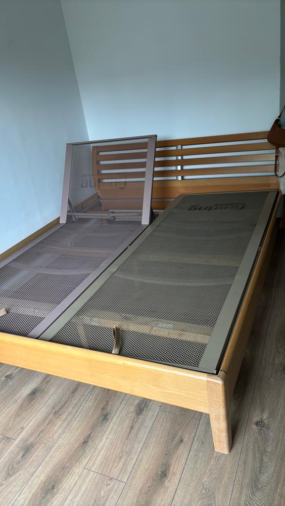 Gratis, Huis en Inrichting, Slaapkamer | Bedden, Ophalen, Gebruikt, Tweepersoons, Hout