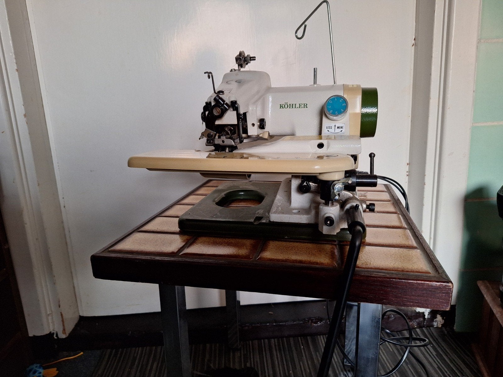 Blindzoom machine Köhler WM-298D-9, Ophalen of Verzenden, Zo goed als nieuw, Lockmachine, Overige merken