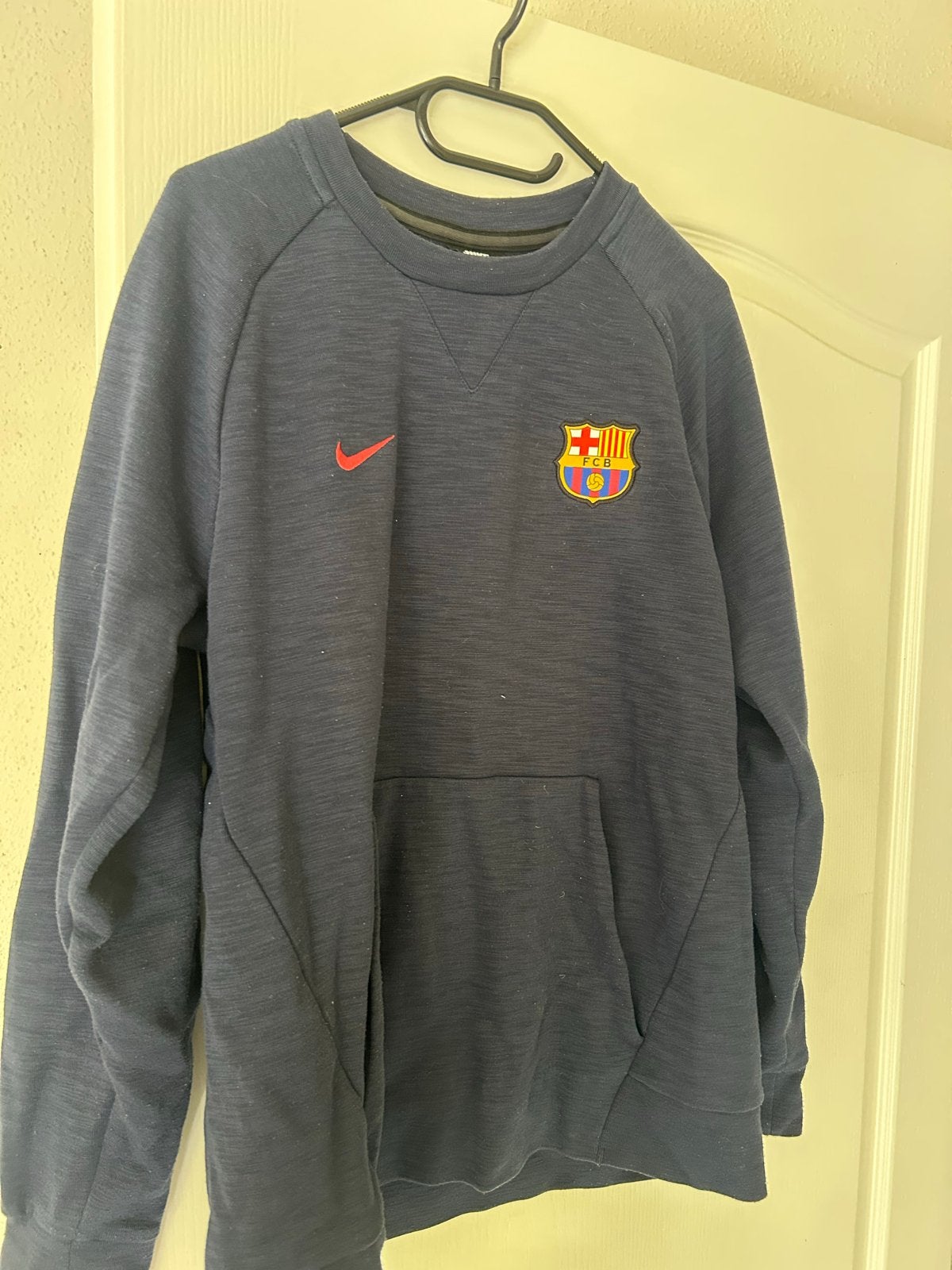 Nike FC Barcelona sweater maat M, Voetbal, Gedragen, Verzenden, Maat 48/50 (M)