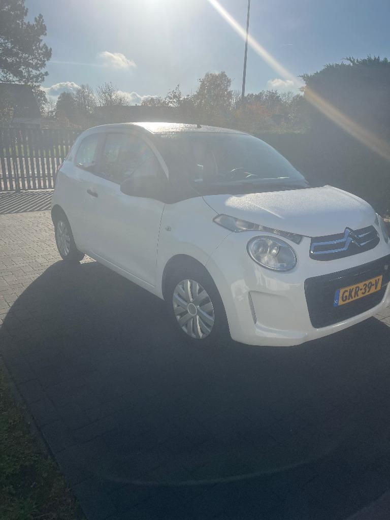 Citroën C1 1.0 E-vti 68 3-DRS 2015 Wit, Voorwielaandrijving, 4 stoelen, C1, Wit