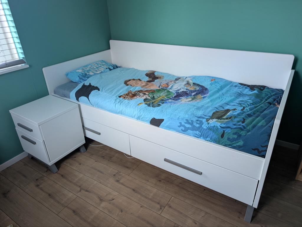Bopita kinderbed met nachtkastje, wit, 2m, Ophalen, 90 cm, Eenpersoons, Wit