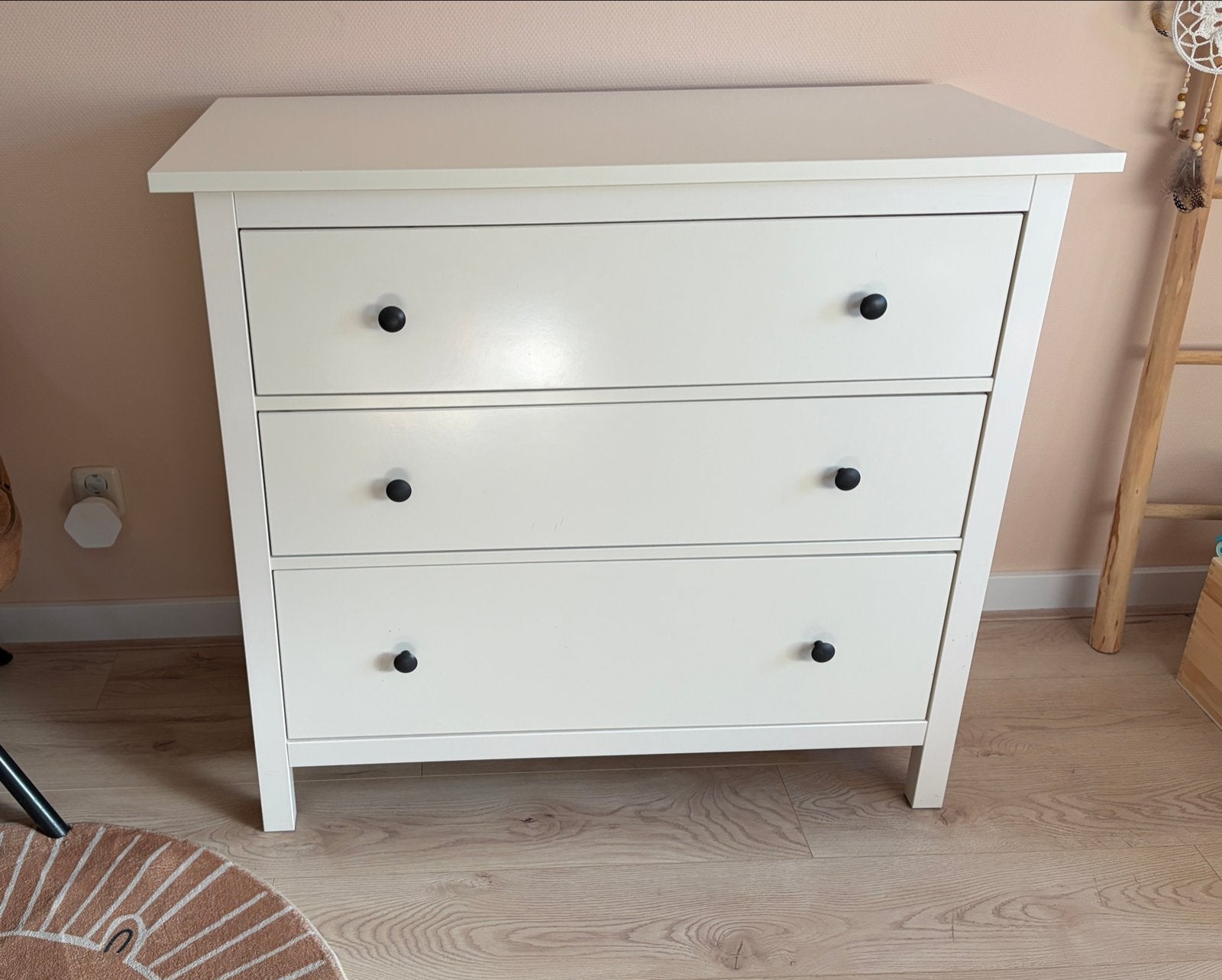 Witte ladekast met 3 laden - Ikea hemnes, Ophalen, 100 tot 150 cm, Zo goed als nieuw, 3 of 4 laden