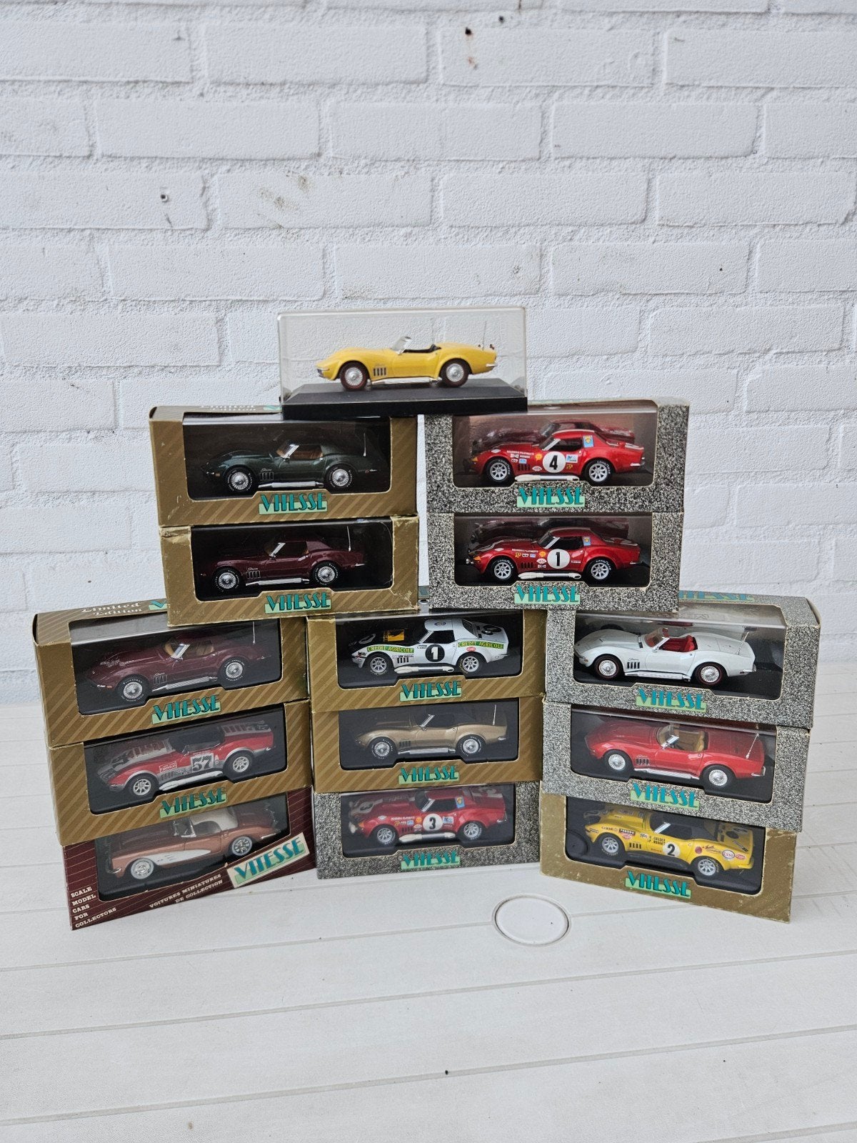 14 Chevrolet Corvette Vitesse 1:43, Ophalen of Verzenden, Zo goed als nieuw, Auto, Overige merken