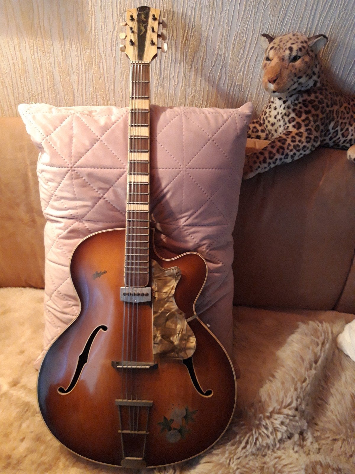 Hofner gitaar,model 457,uit jaren 50 ,een Beauty., Muziek en Instrumenten, Ophalen, Klassieke of Spaanse gitaar