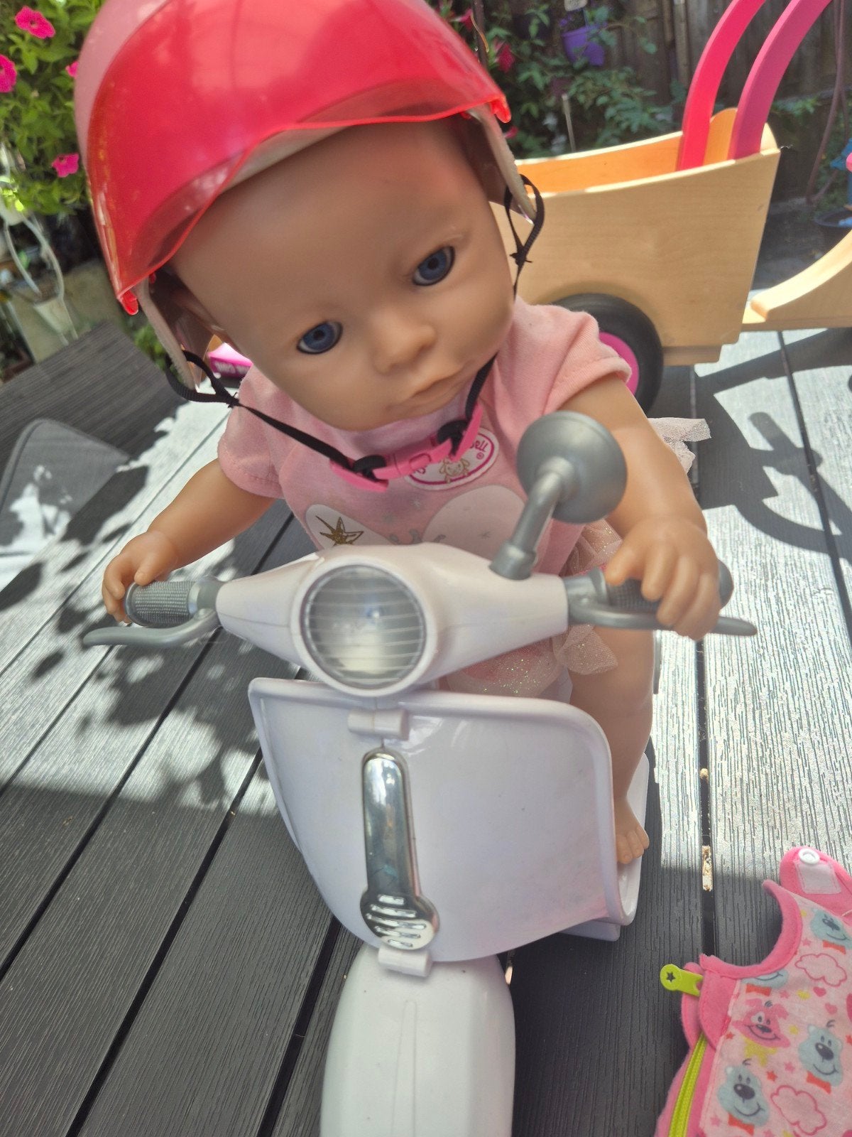 Baby Born pop met scooter, helm en slaapzakje, Ophalen of Verzenden