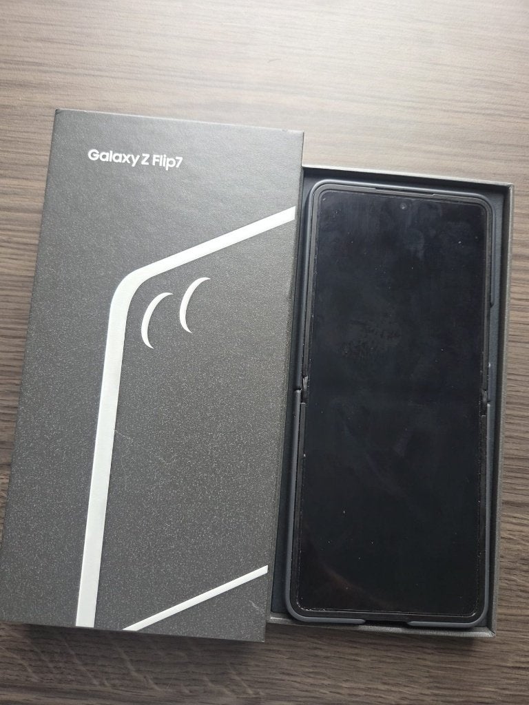 Samsung Galaxy ZFlip 7 256gb Goed als nieuw, Telecommunicatie, Mobiele telefoons | Samsung, Ophalen, Zwart, Touchscreen, Zo goed als nieuw