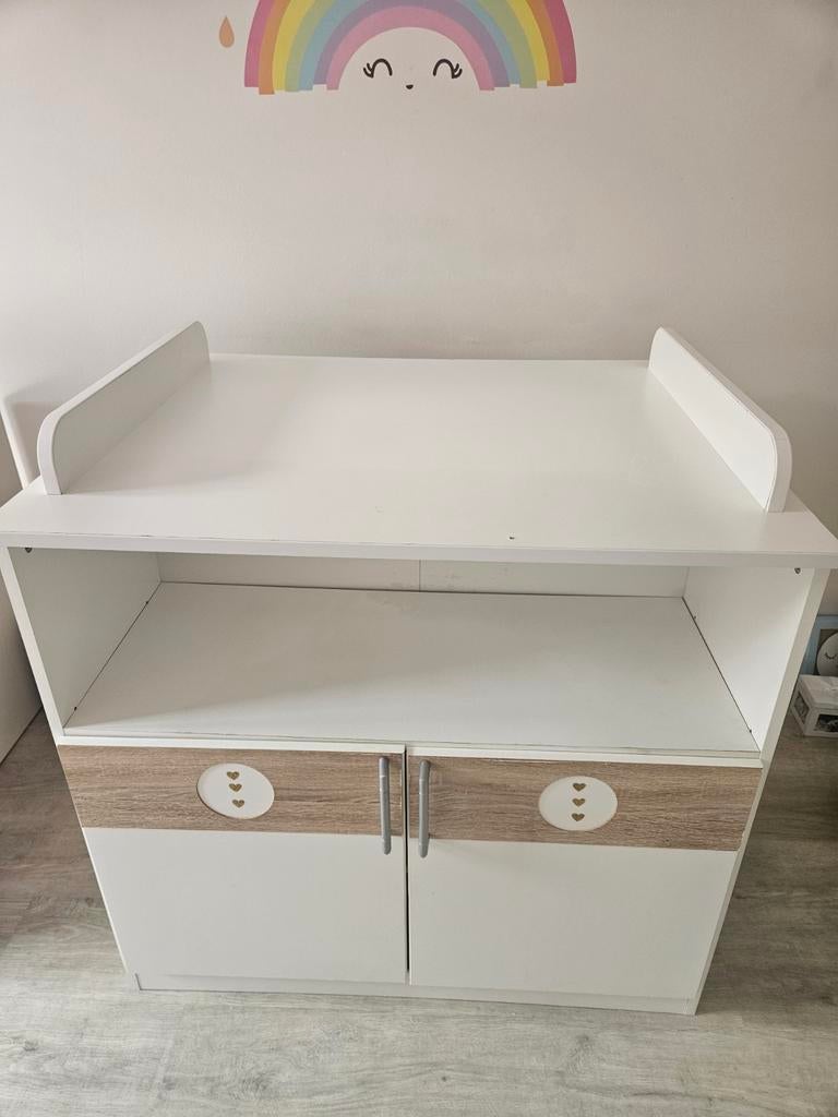 Babycommode met opstaande rand en opbergruimte, Gebruikt, 70 cm of meer, 75 tot 100 cm, Opstaande rand