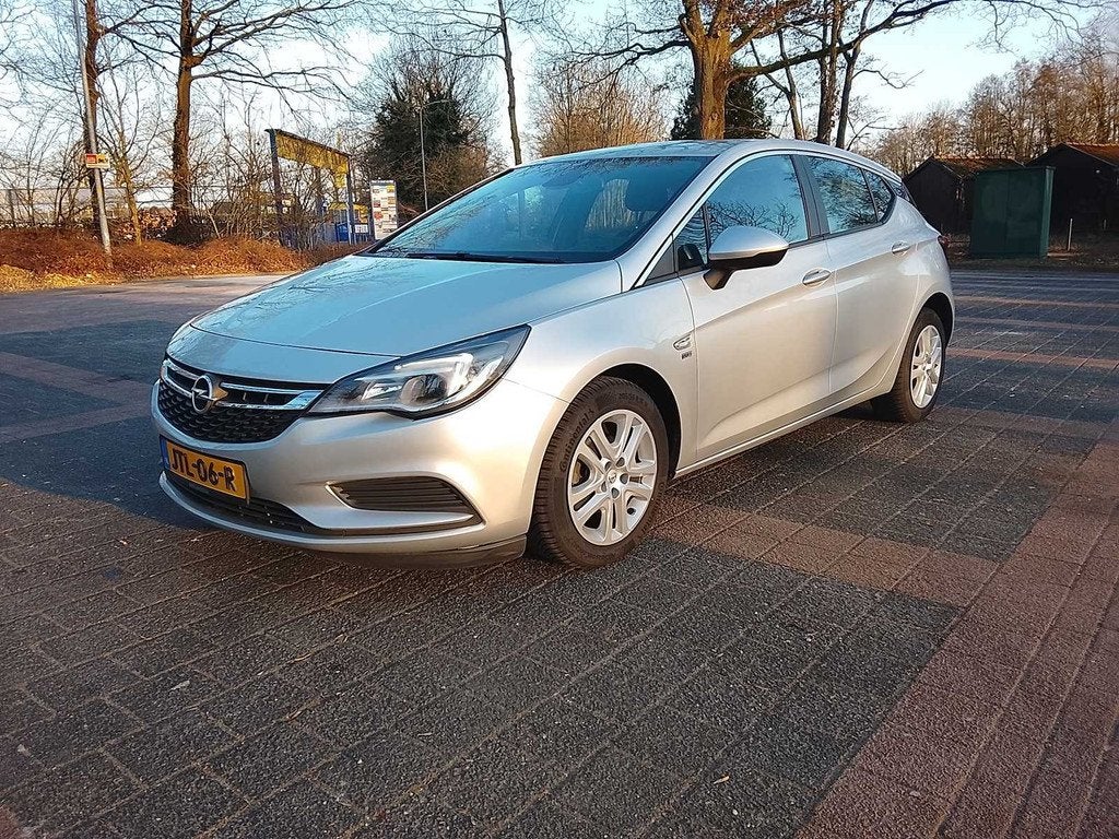 Opel - 2019 - Astra - 1.6 CDTI Innovation - Personenauto, Auto's, Gebruikt, Euro 6, 4 cilinders, 1264 kg
