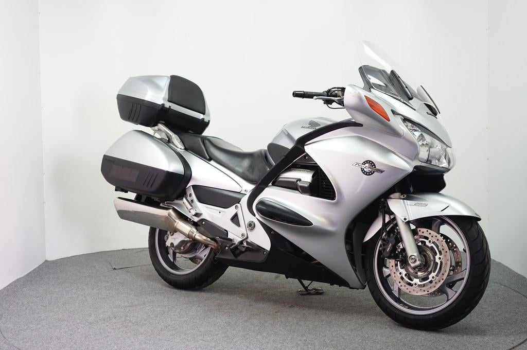 Honda ST 1300 PAN EUROPEAN ABS DE LUXE (bj 2008), Motoren, Motoren | Honda, Bedrijf, Meer dan 35 kW, Toermotor, ABS
