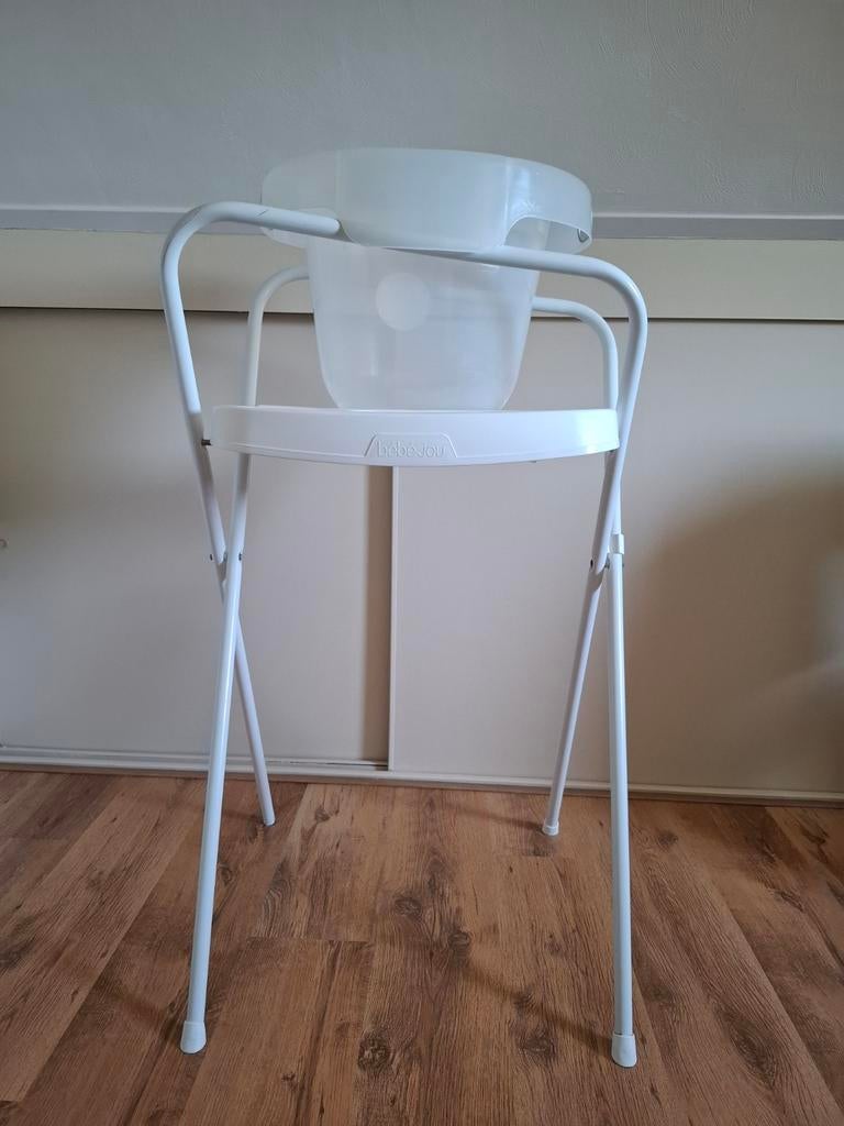 Bébé-jou babybadje met standaard/tummy-tub, Ophalen, Zo goed als nieuw, Badje, Bébé-jou