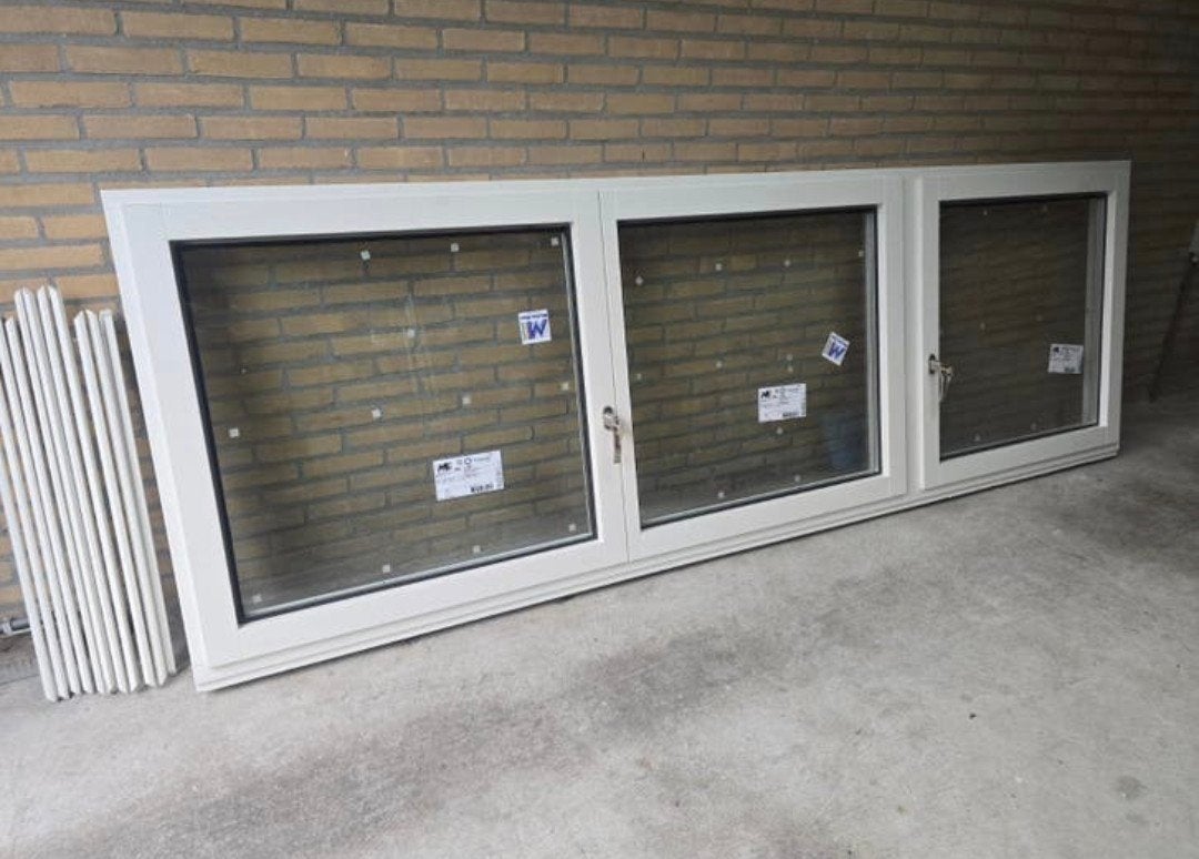 Hardhouten dakkapel kozijn 3250x1100, Ophalen