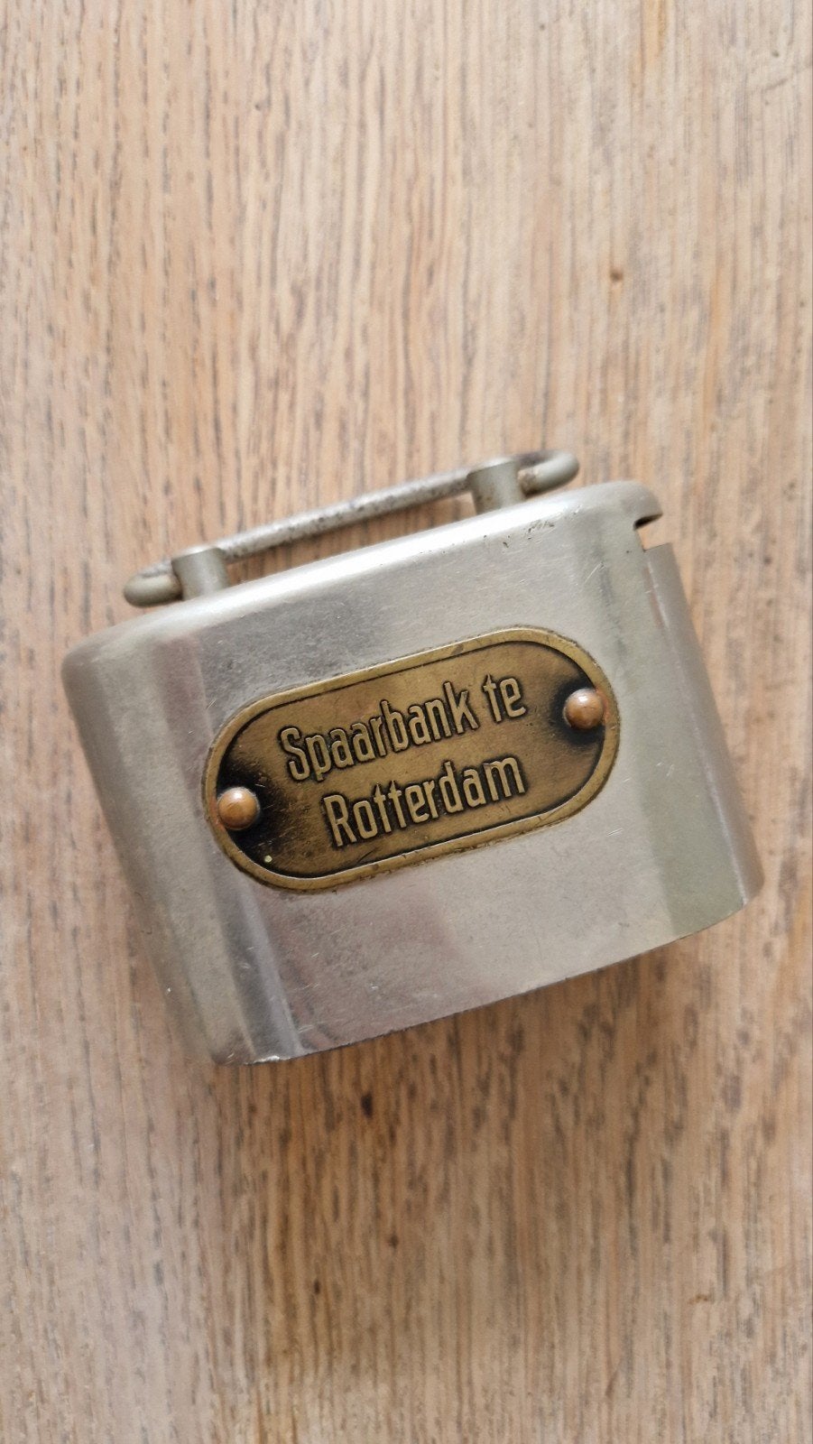 Oude spaarpot Spaarbank, Ophalen of Verzenden, Gebruikt, Metaal of Blik, Overige thema's