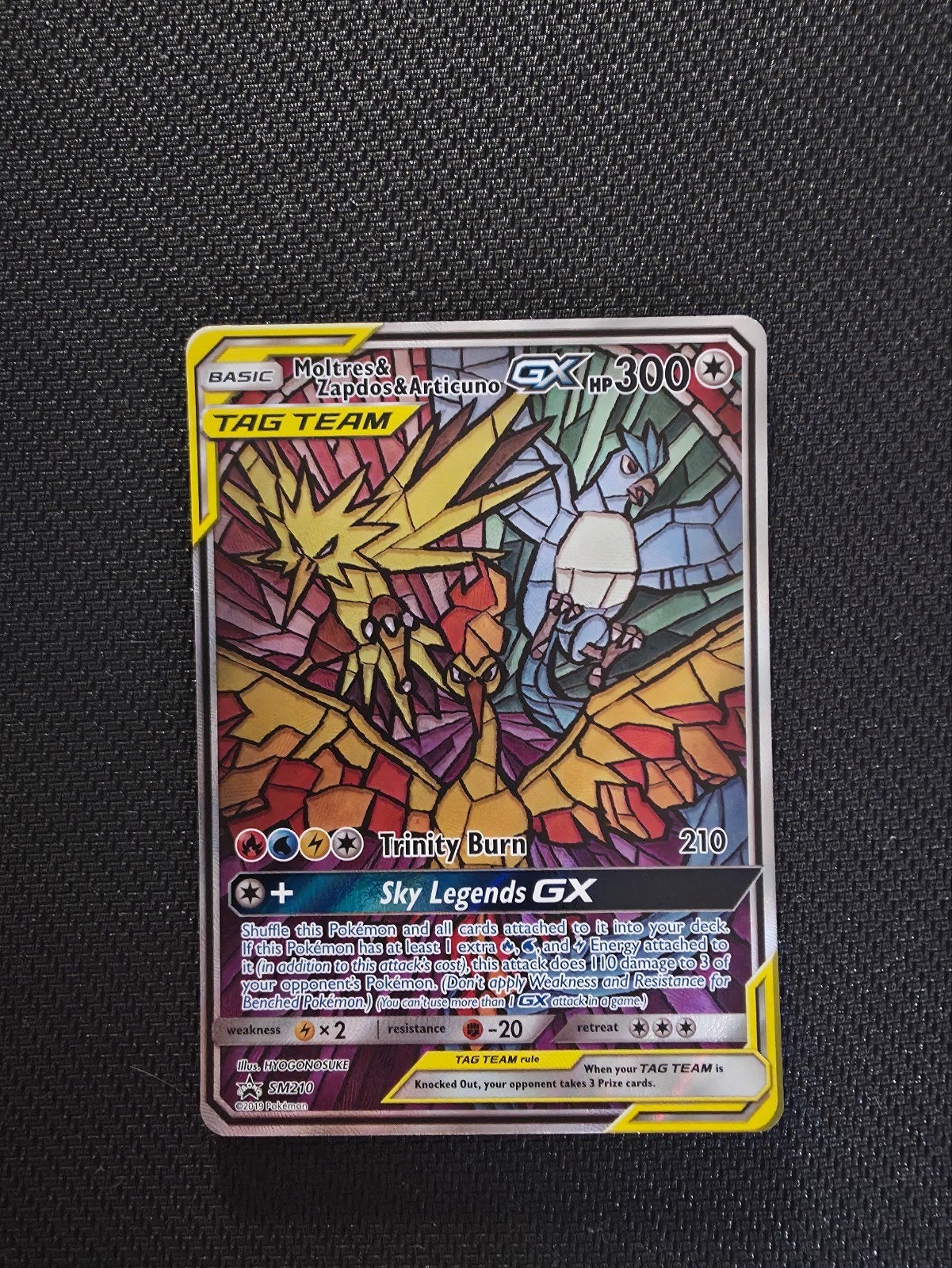Moltres & Zapdos & Articuno GX – Hidden Fates Promo, Ophalen of Verzenden, Zo goed als nieuw, Losse kaart, Foil