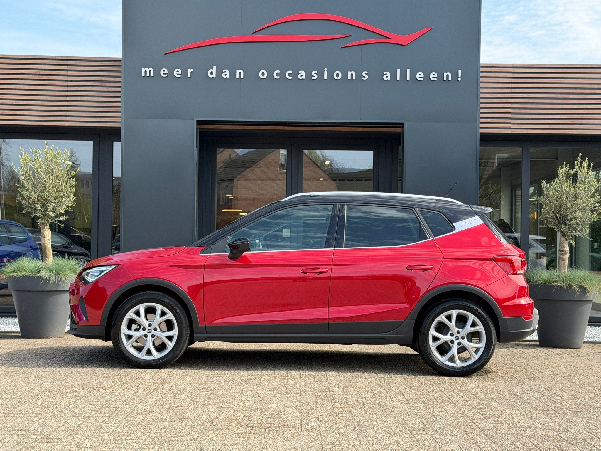 SEAT Arona Arona 1.0 TSI 95pk FR Business Intense Plus, Auto's, Gebruikt, 95 pk, 49 €/maand, Origineel Nederlands