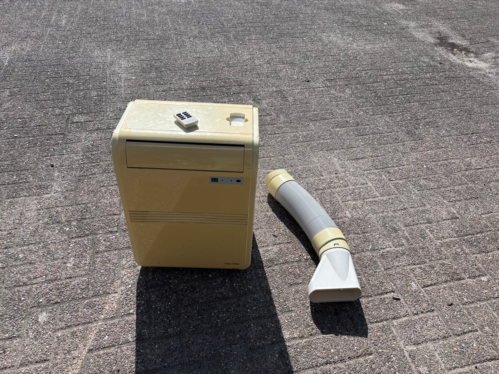 Kleine Mobiele Airco Tectro TP 020 - Ideaal voor Camping, Ophalen, Gebruikt, Minder dan 60 m³, Koelen en Ontvochtigen
