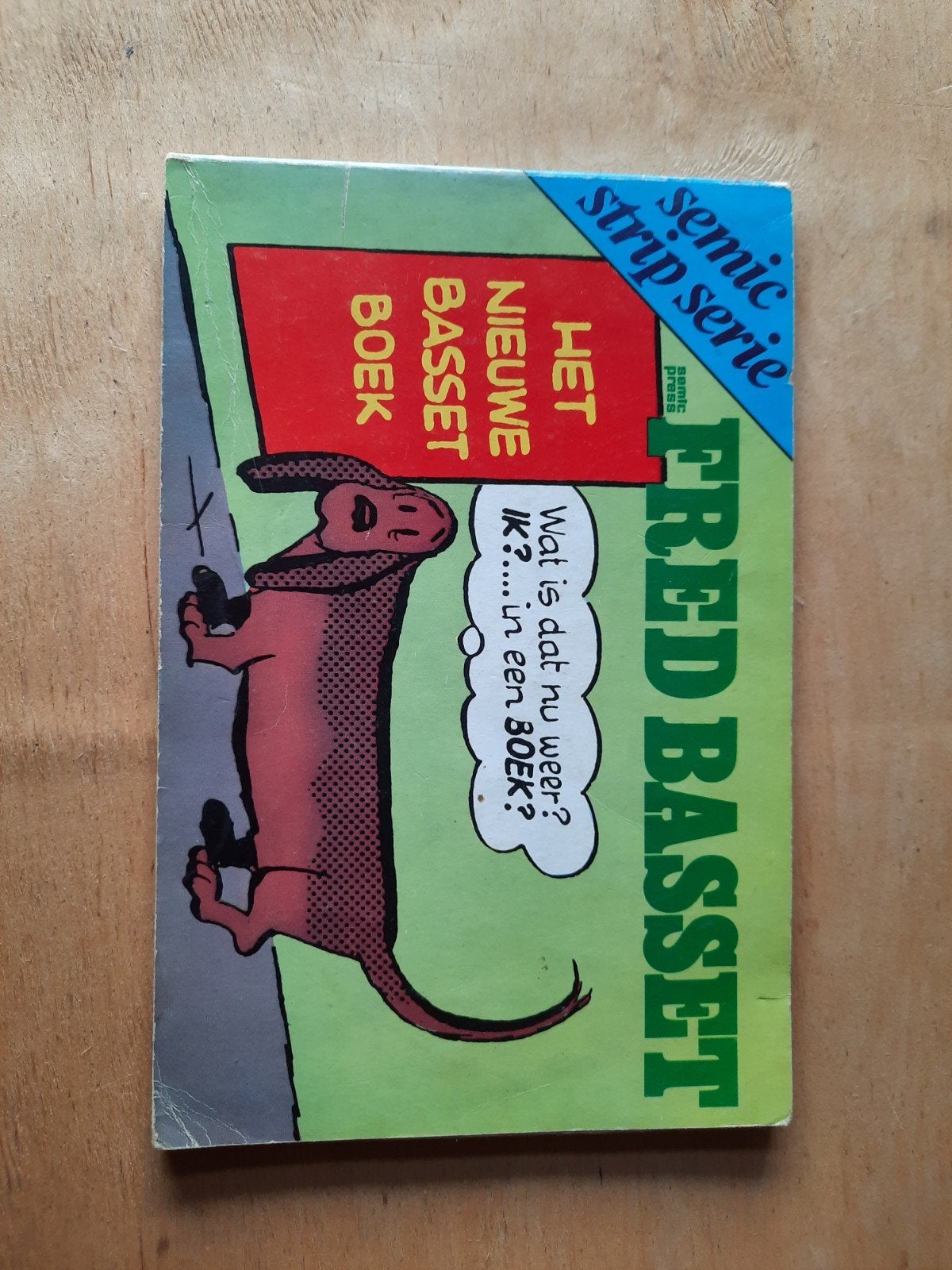 Fred Basset - Het Nieuwe Boek (Semic Strip Serie), Eén stripboek, Ophalen of Verzenden, Gelezen, Alex Graham