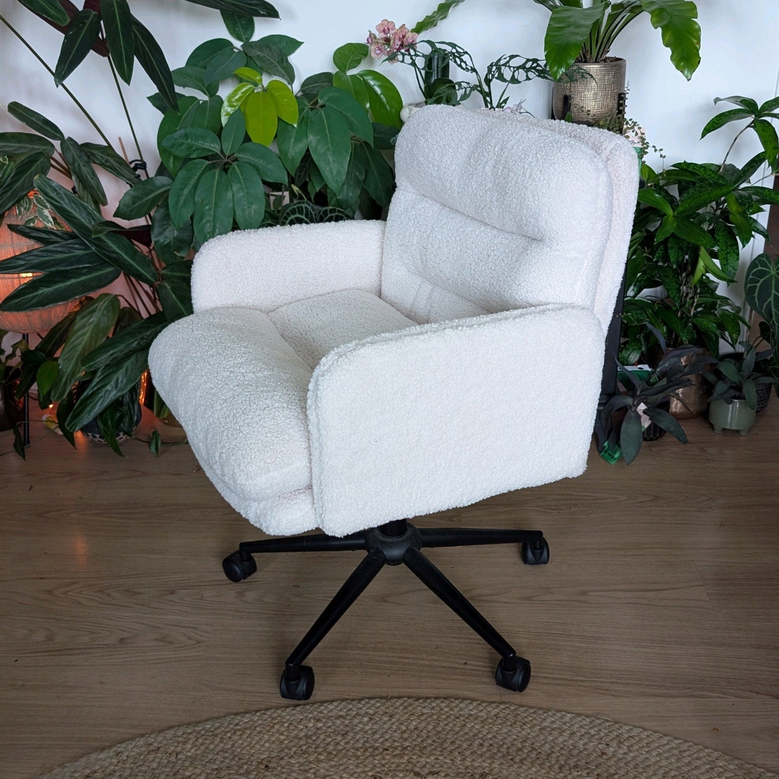 Comfortabele bureaustoel - Teddy stof, Ophalen, Gebruikt, Beige, Bureaustoel