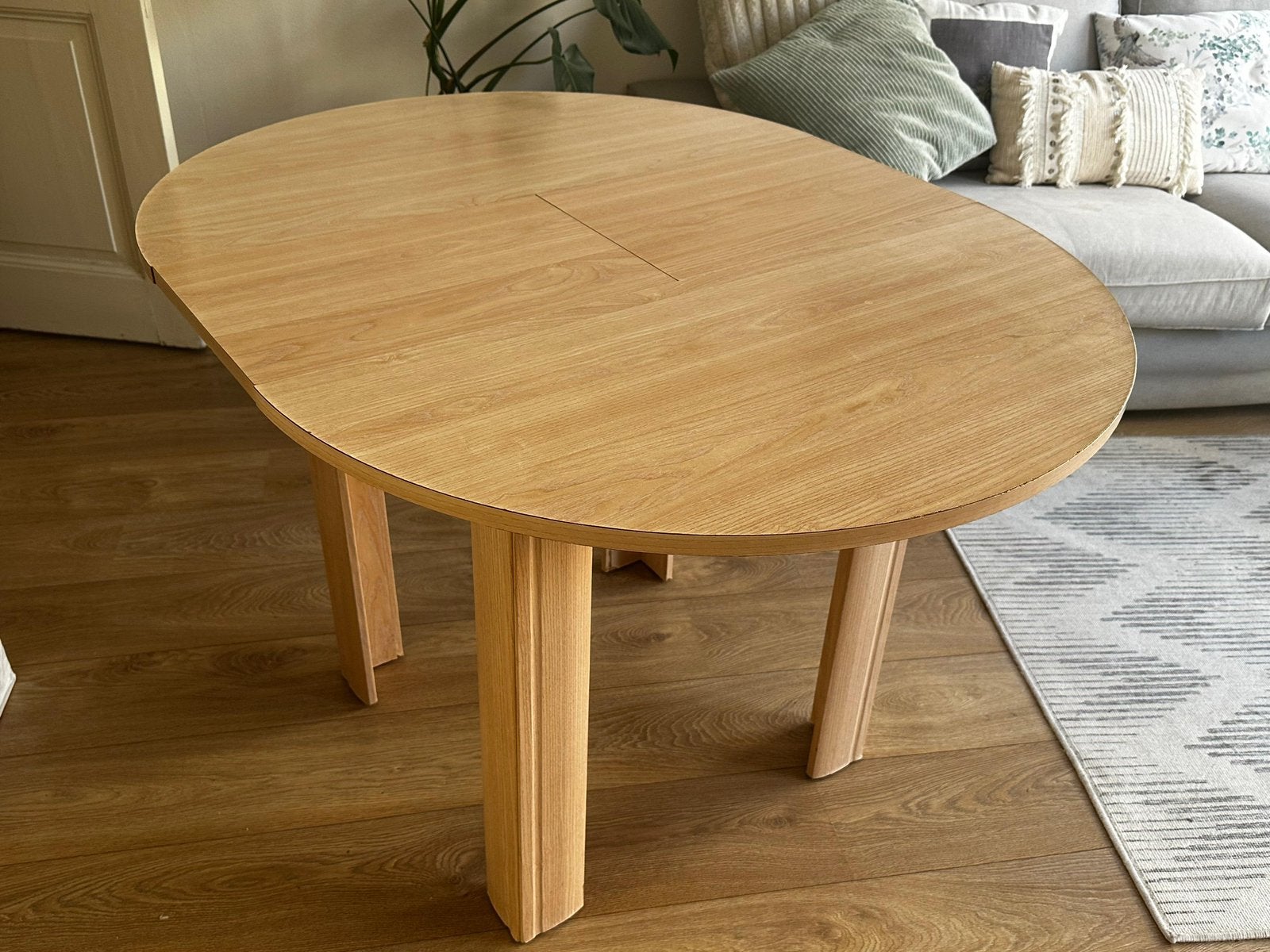 Extensible table, Ophalen, 100 tot 150 cm, 50 tot 100 cm, Zo goed als nieuw