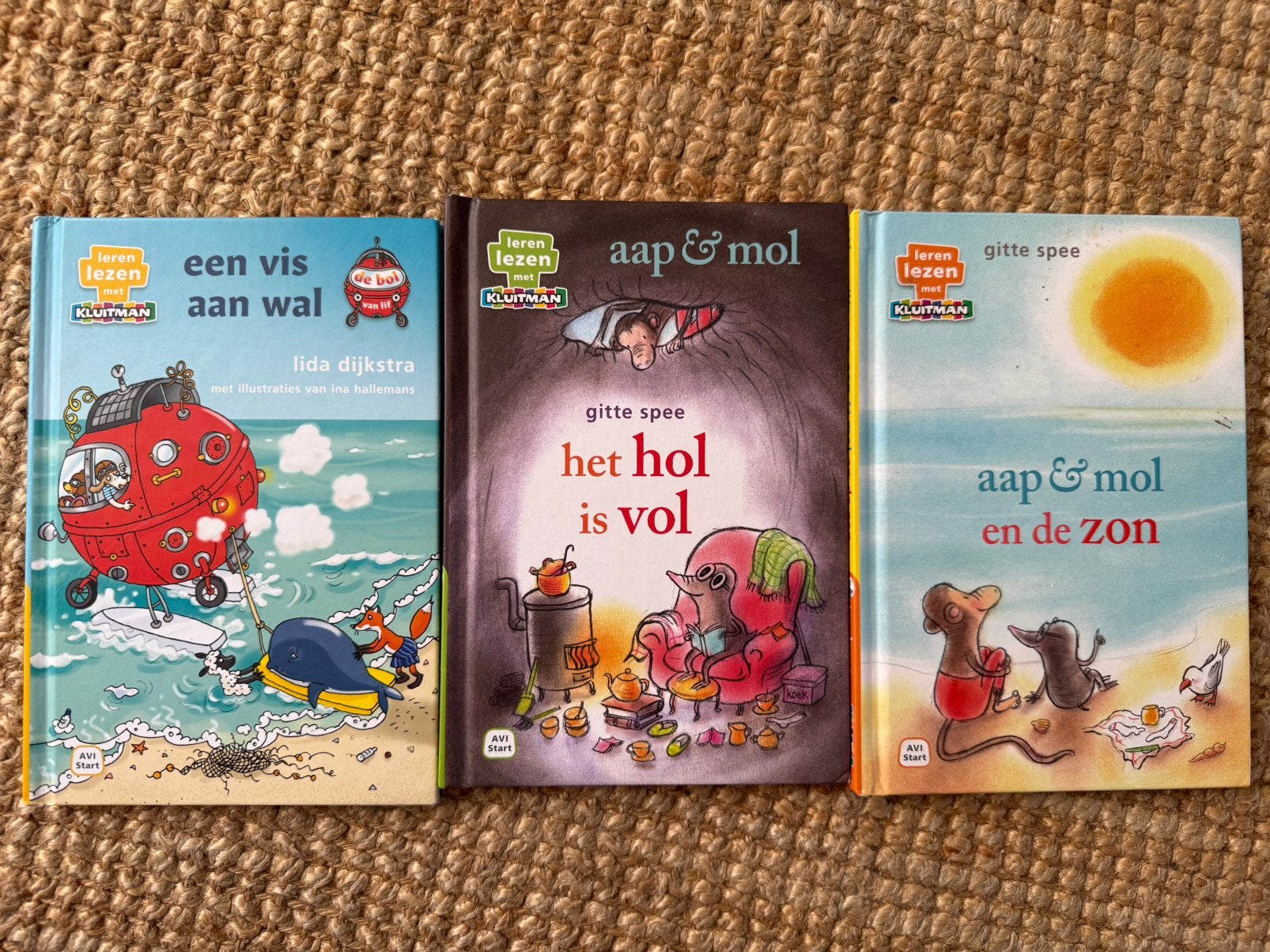 3x Aap & Mol AVI start boekjes, Ophalen of Verzenden, Zo goed als nieuw, Fictie algemeen
