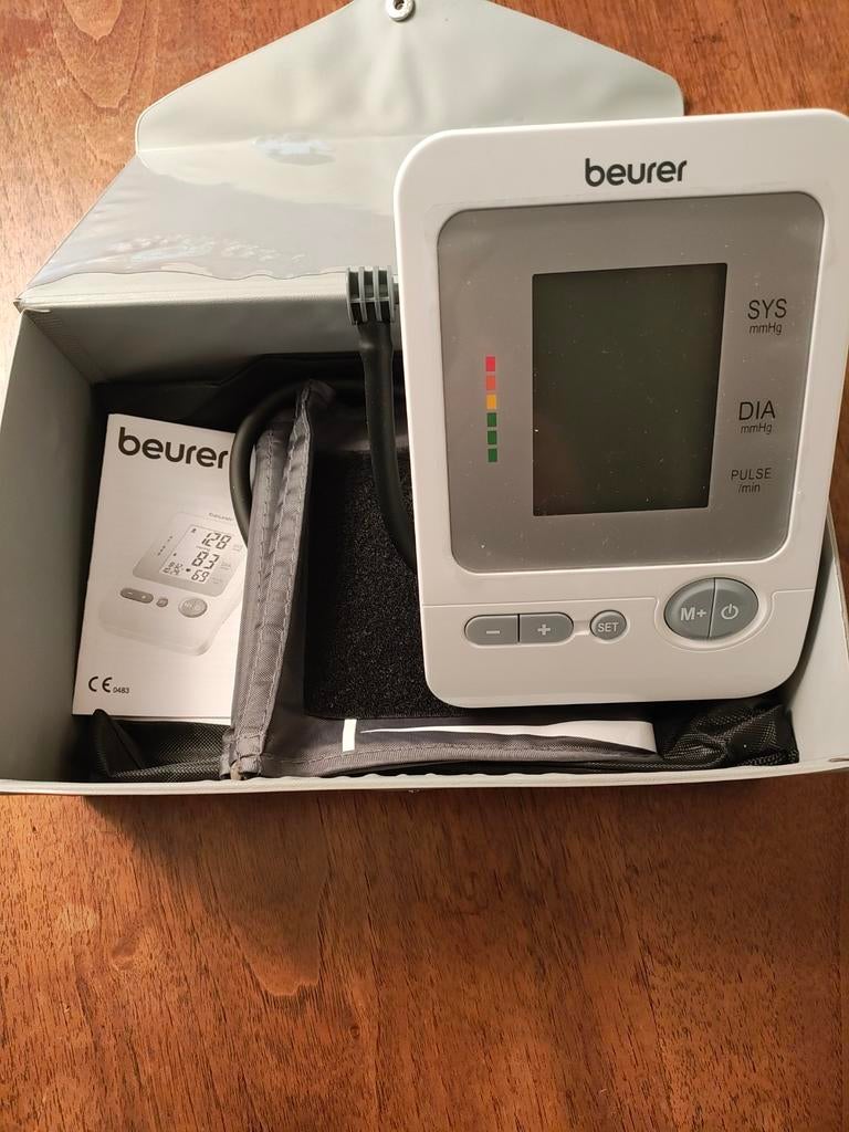 Beurer Bloeddrukmeter in doos, Ophalen of Verzenden, Zo goed als nieuw, Overige typen