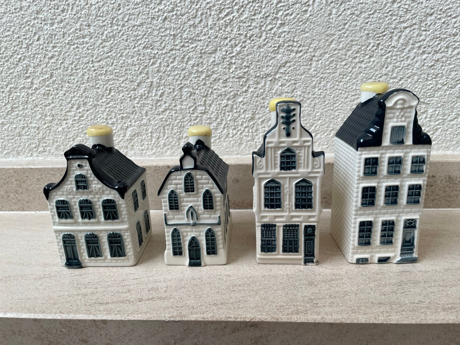 KLM huisjes nummer 5-7-24-59, Verzamelen, Ophalen of Verzenden, Zo goed als nieuw, 41 t/m 60