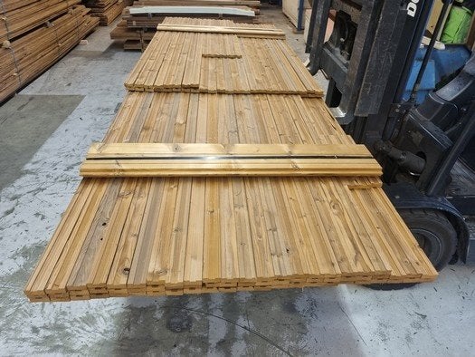 Thermowood latten 1.7x4.5 cm - nr: tp243, Ophalen, Nieuw, 180 tot 250 cm, Overige typen