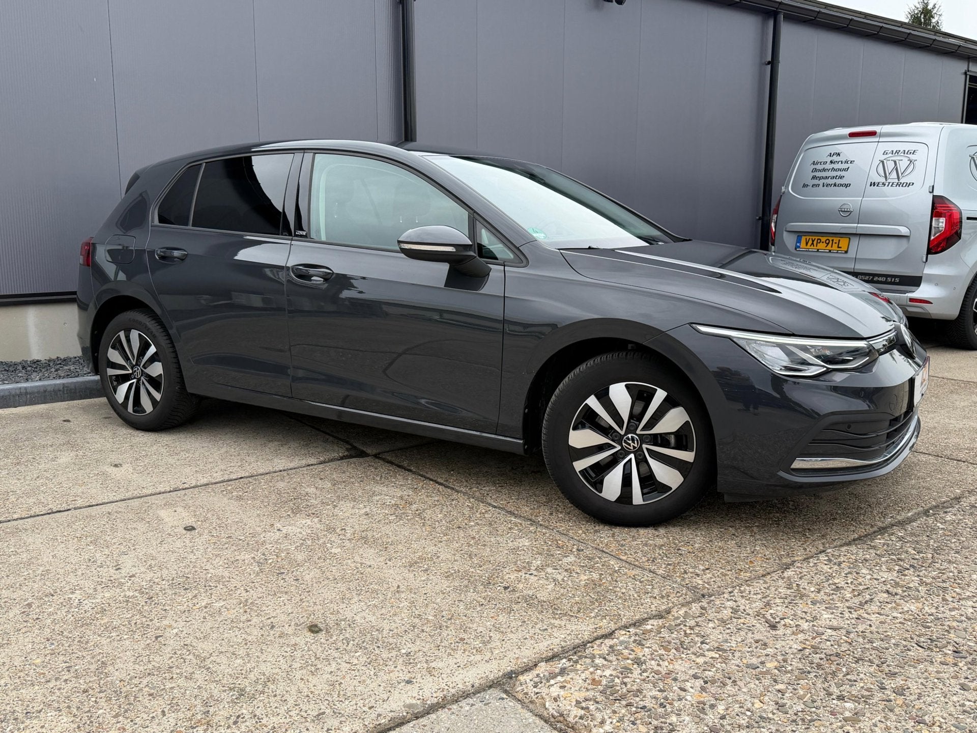 Volkswagen GOLF 1.5 TSI MOVE Business, Voorwielaandrijving, Dealer onderhouden, Stof, 4 cilinders