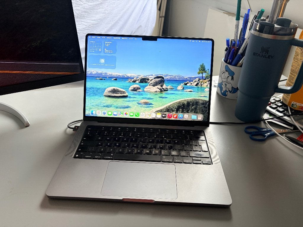 Foto 4 van MacBook Pro 14 inch M1 Pro 16GB RAM 512GB SSD