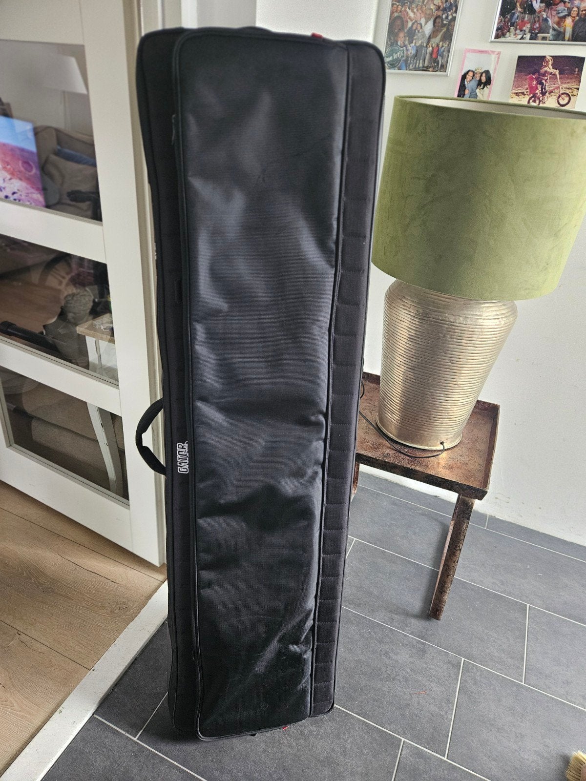 Gator Keyboard/Synth Soft Case - Zo goed als nieuw, Ophalen of Verzenden, Zo goed als nieuw, 61 toetsen, Overige merken