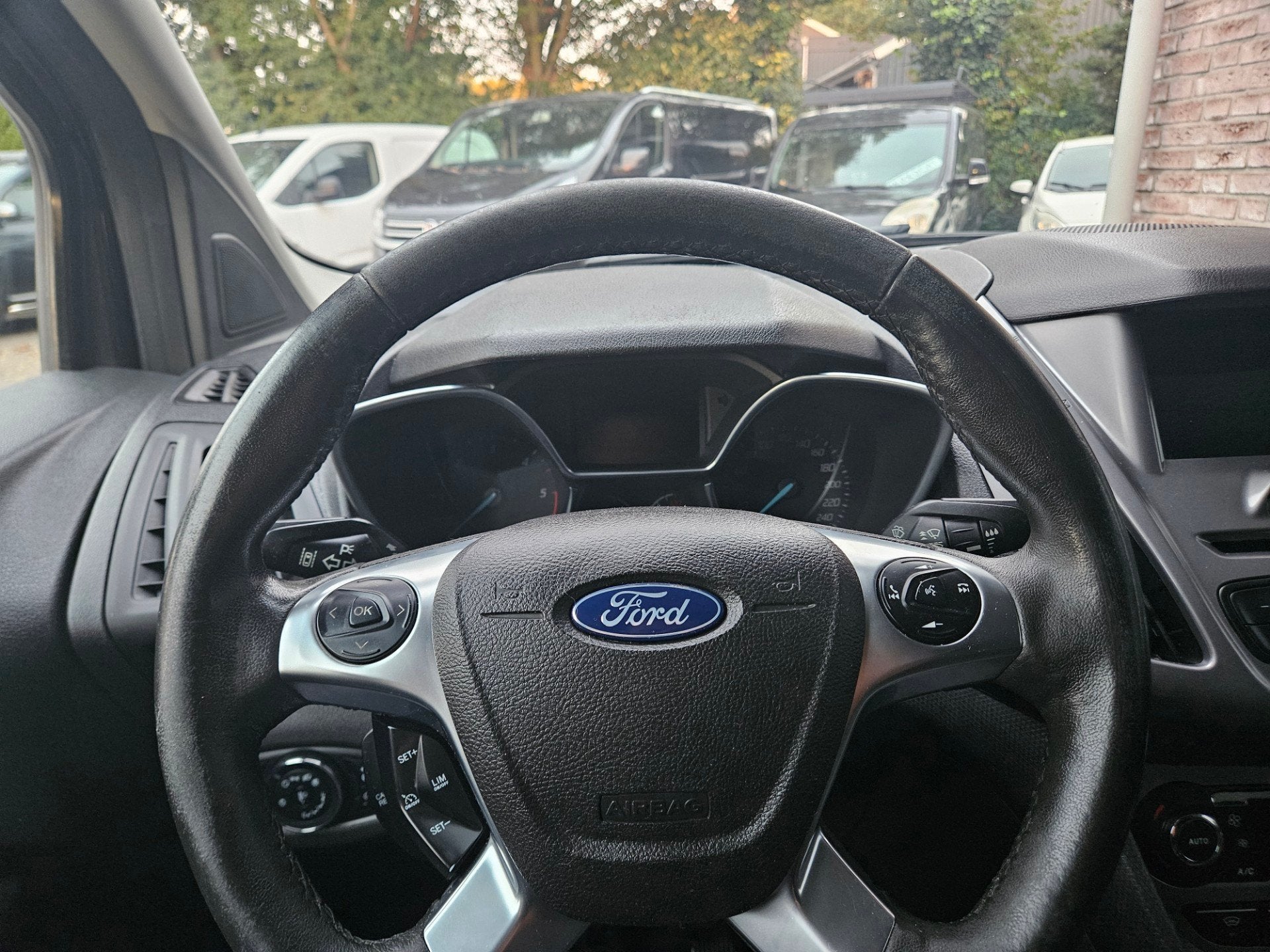 Ford Transit Connect 1.5 TDCI L2 Trend Trekhaak! Camera! Net, 101 pk, Gebruikt, Euro 6, 4 cilinders