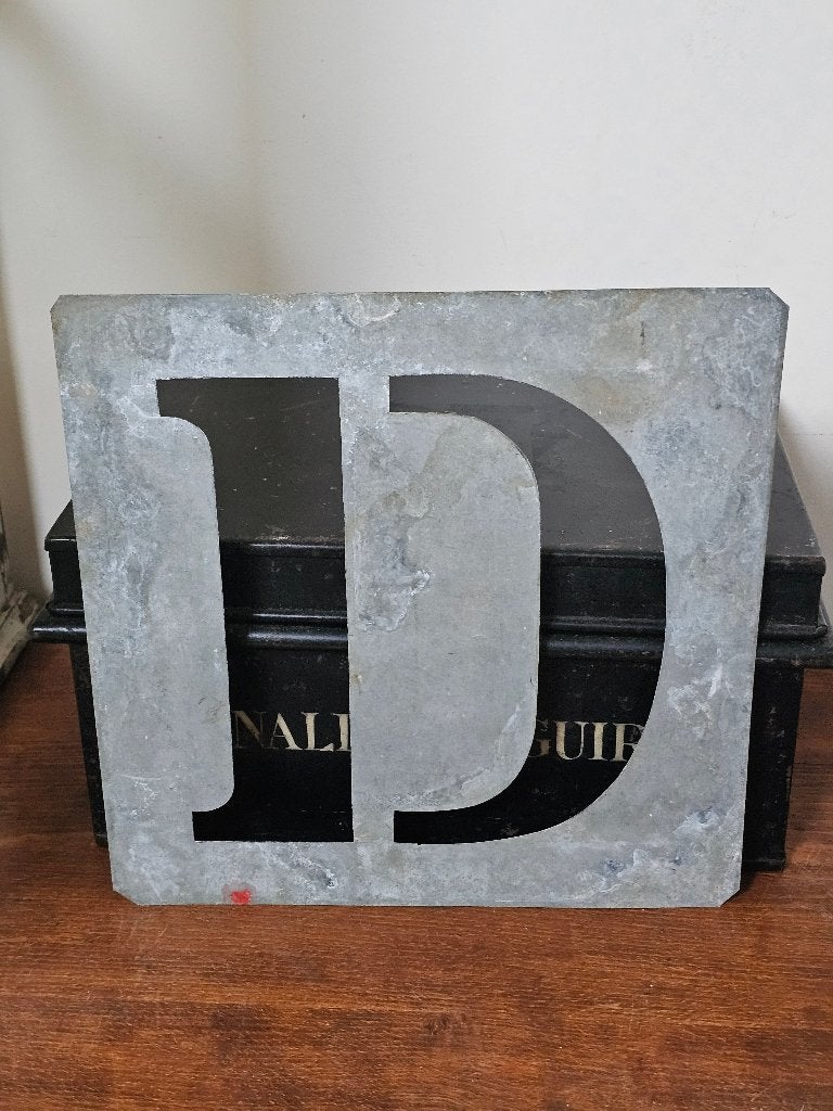 GROOT oud zinken lettersjabloon alfabet LETTER 'D'   26X26cm, Ophalen of Verzenden