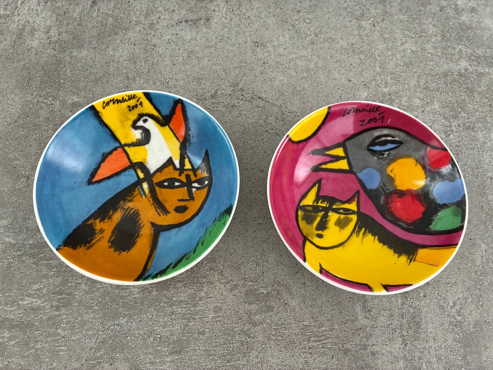 Corneille 2001 keramische schaaltje schaaltjes kat en vogel, Keramiek, Ophalen of Verzenden, Overige stijlen, Schaal of Schalen