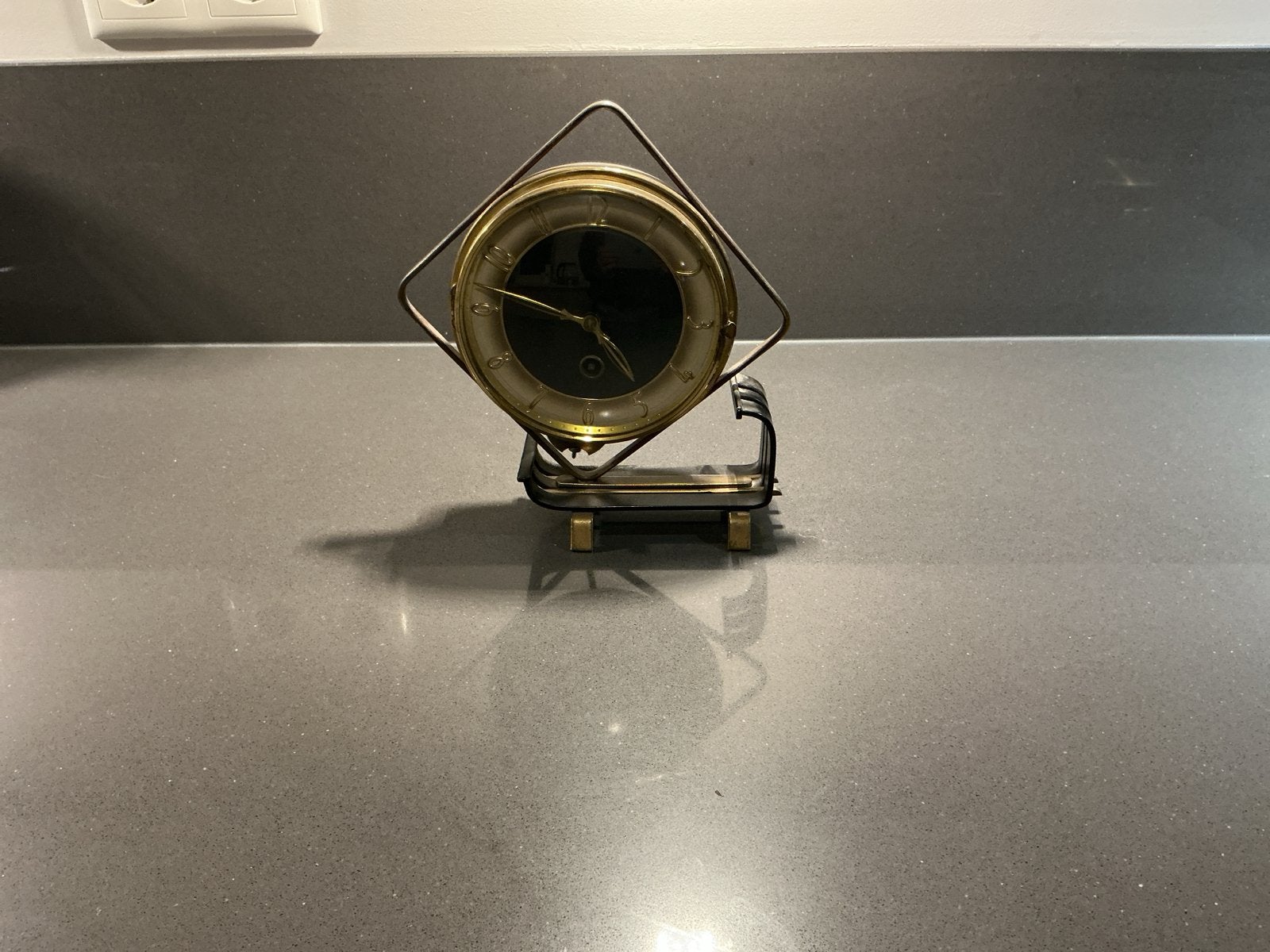 Antieke tafelklok met sleutel, Antiek en Kunst, Ophalen of Verzenden