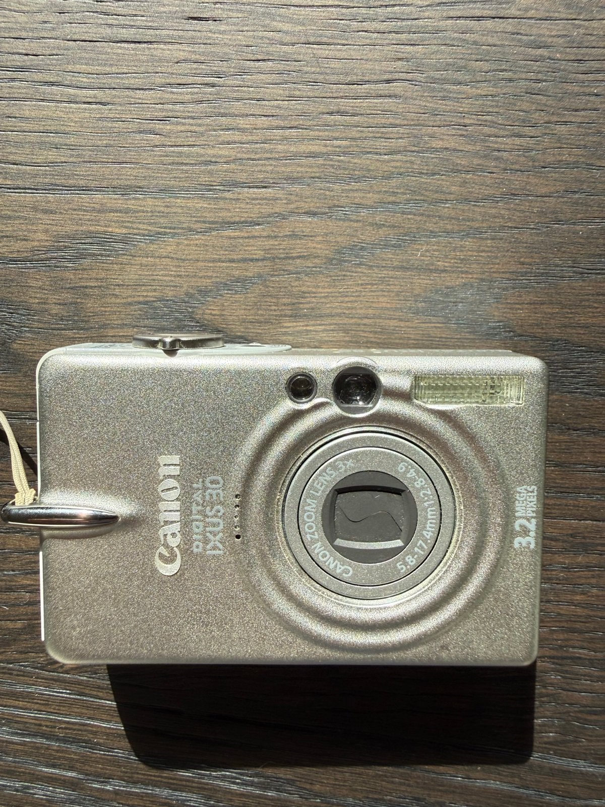 Canon Digital IXUS 30 Compactcamera met oplader en tasje, Gebruikt, Canon, Oplader, Compactcamera