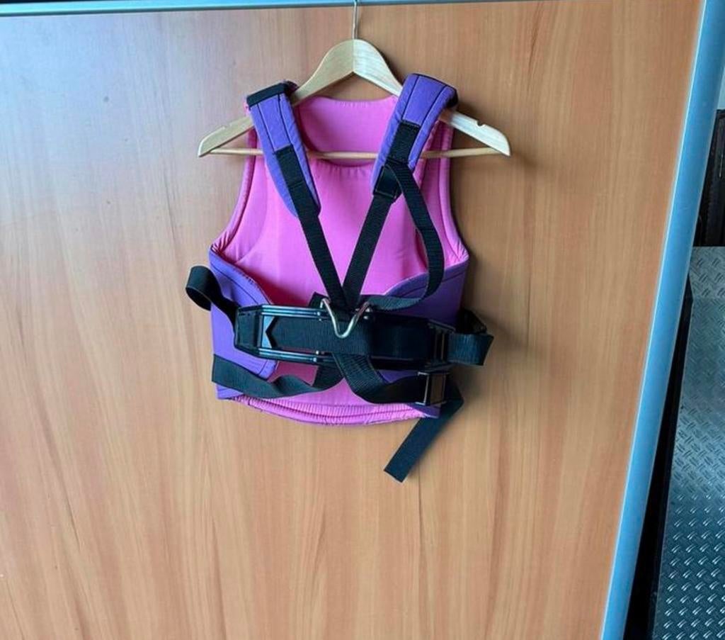 Trapeze voor windsurfen of kitesurfen, Watersport en Boten, Windsurfen, Ophalen of Verzenden, Zo goed als nieuw, Overige typen