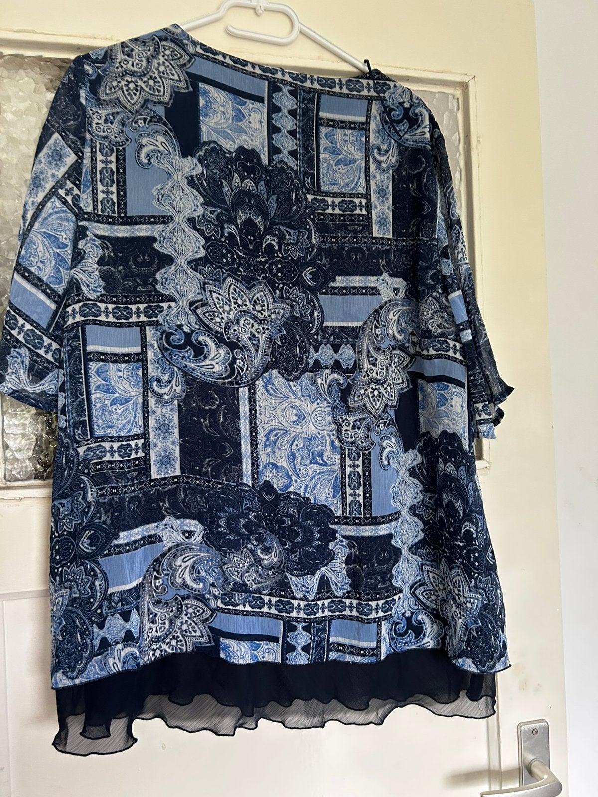 blouse blauw en wit maat 46 C&A, Kleding | Dames, Blouses en Tunieken, Ophalen of Verzenden, Nieuw, Maat 46/48 (XL) of groter