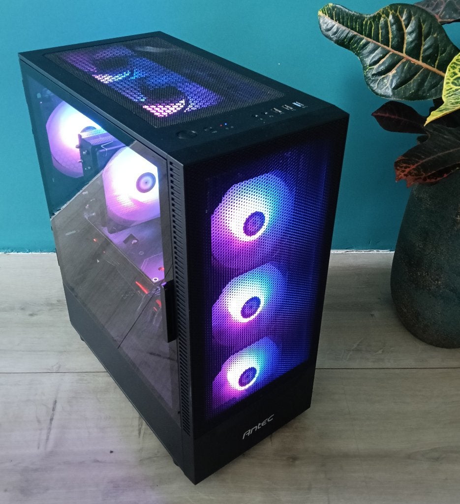 ARGB Game PC | Ryzen 5 3600 | 16GB | RX 5700 XT | M.2 SSD, Zelf gebouwde pc, Virtual Reality, Zo goed als nieuw, SSD