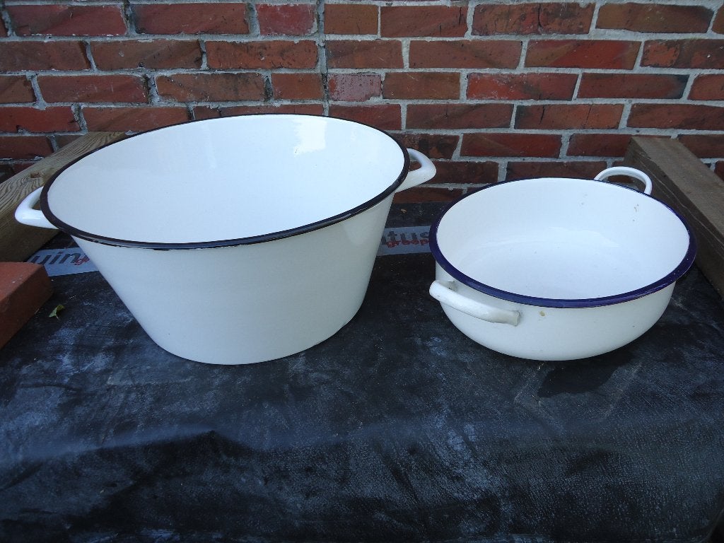 2witte emaillen vintage teilen, Antiek en Kunst, Ophalen