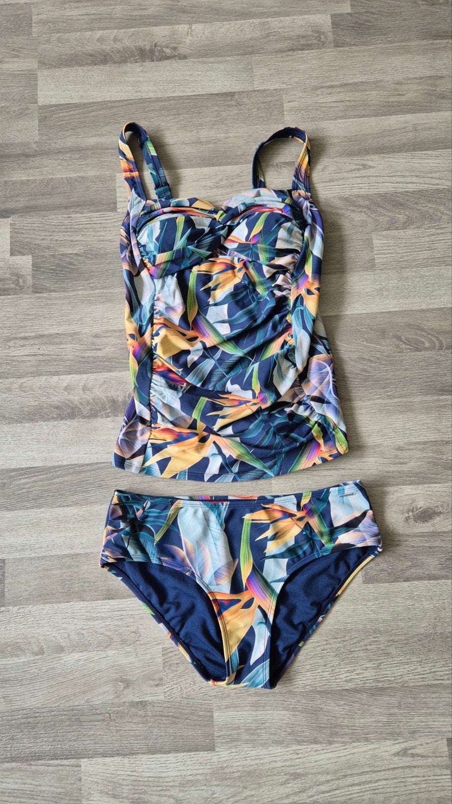 Zo goed als nieuwe Tankini 2026. Maat 38, Ophalen of Verzenden, Zo goed als nieuw, Meerkleurig, Bikini