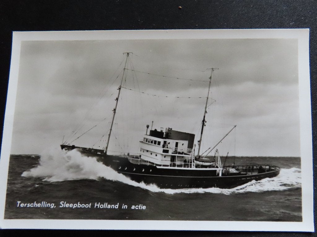 ansichtkaart sleepboot "Holland", Ophalen of Verzenden, Motorboot, Kaart, Foto of Prent