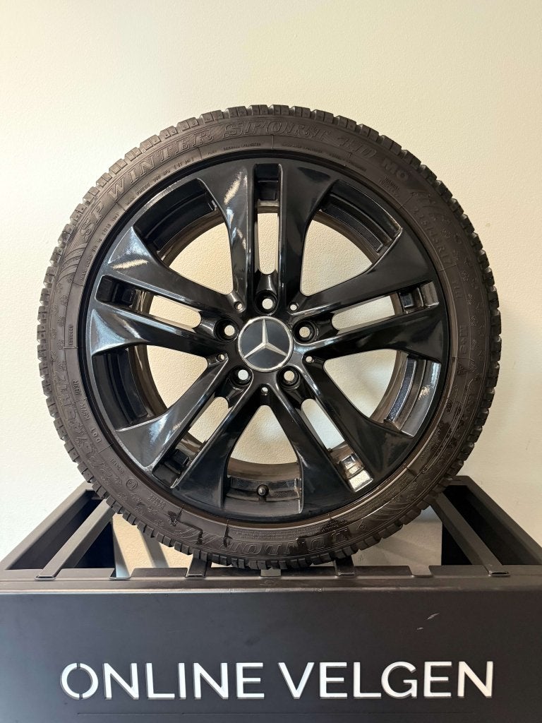 Winter Set 17 inch Originele Mercedes 5x112 velgen + banden, Auto-onderdelen, Niet ingevuld, Gebruikt, Banden en Velgen, Niet ingevuld