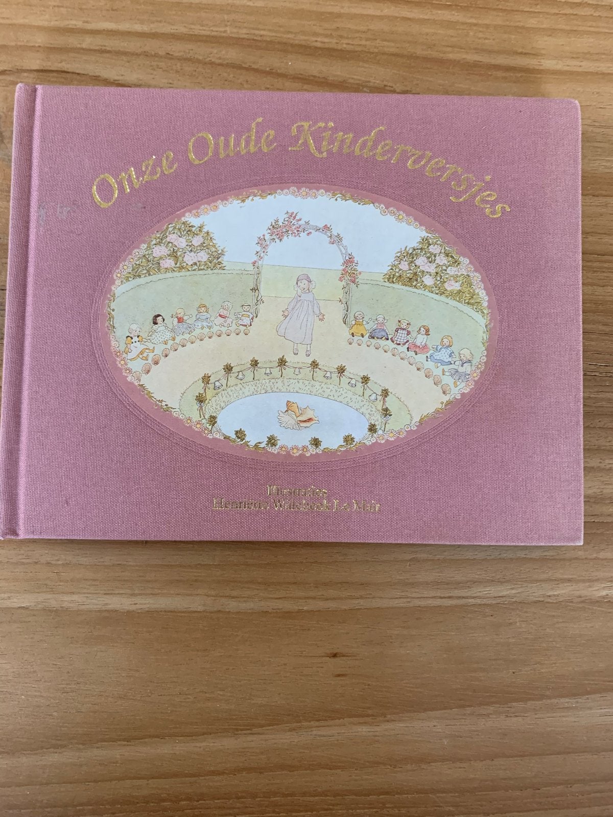 Onze Oude Kinderversjes - Hennie Wiersma-Le Noir, Ophalen of Verzenden, Zo goed als nieuw, Sprookjes