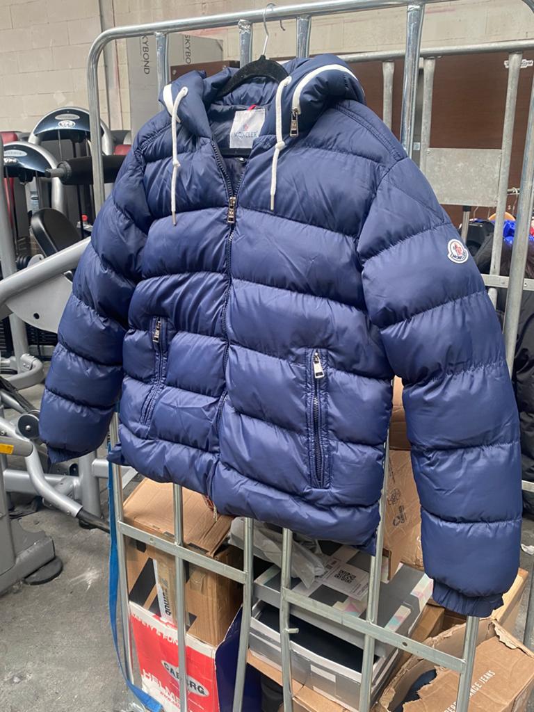 Moncler winterjas / Armani geestteerde pufferjas STUNT, Ophalen of Verzenden, Zo goed als nieuw, Maat 56/58 (XL), Zwart